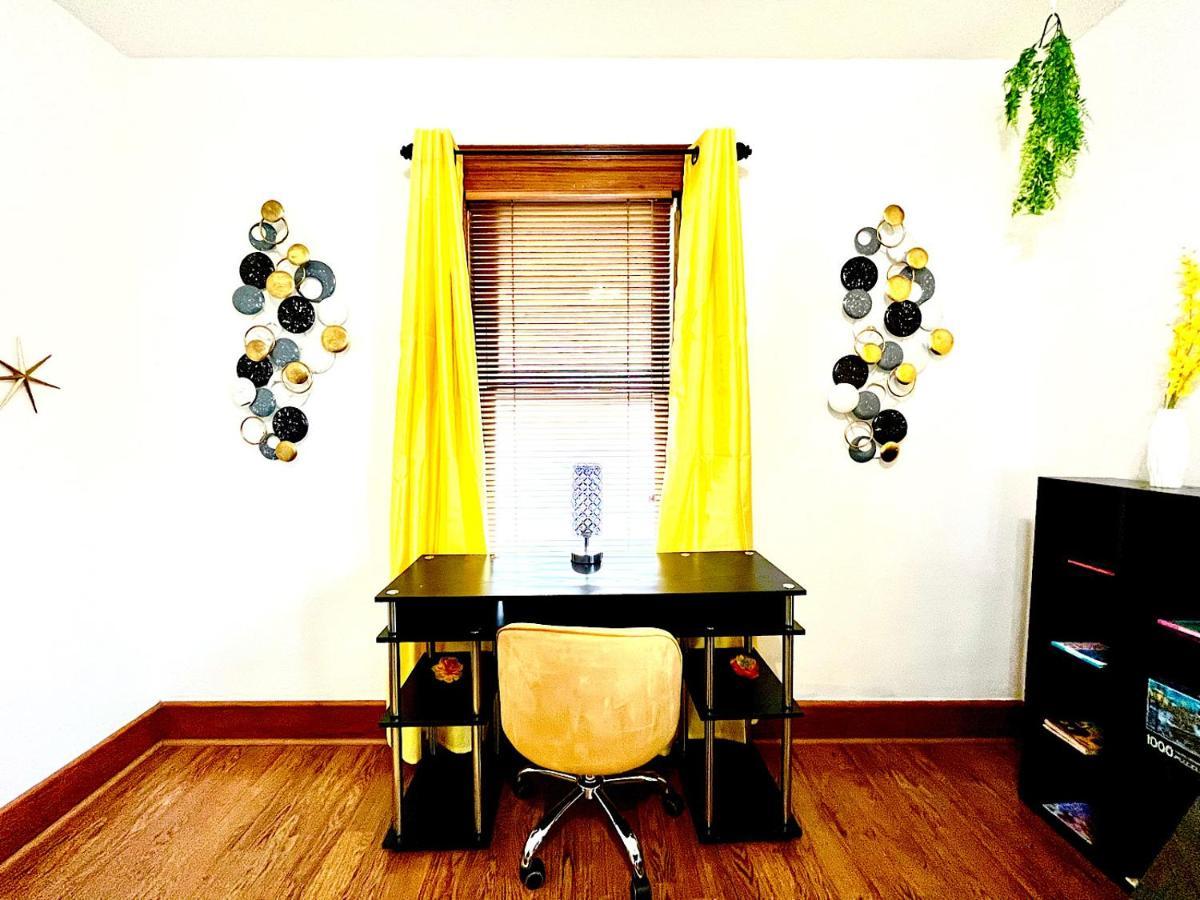 The Amber Retreat - Brooklyn Centre Comfort - Charming Space For Families, Couples & Business Travelers Near Downtown - With 300Mb Wifi, Parking & Self Check-In Кливланд Екстериор снимка