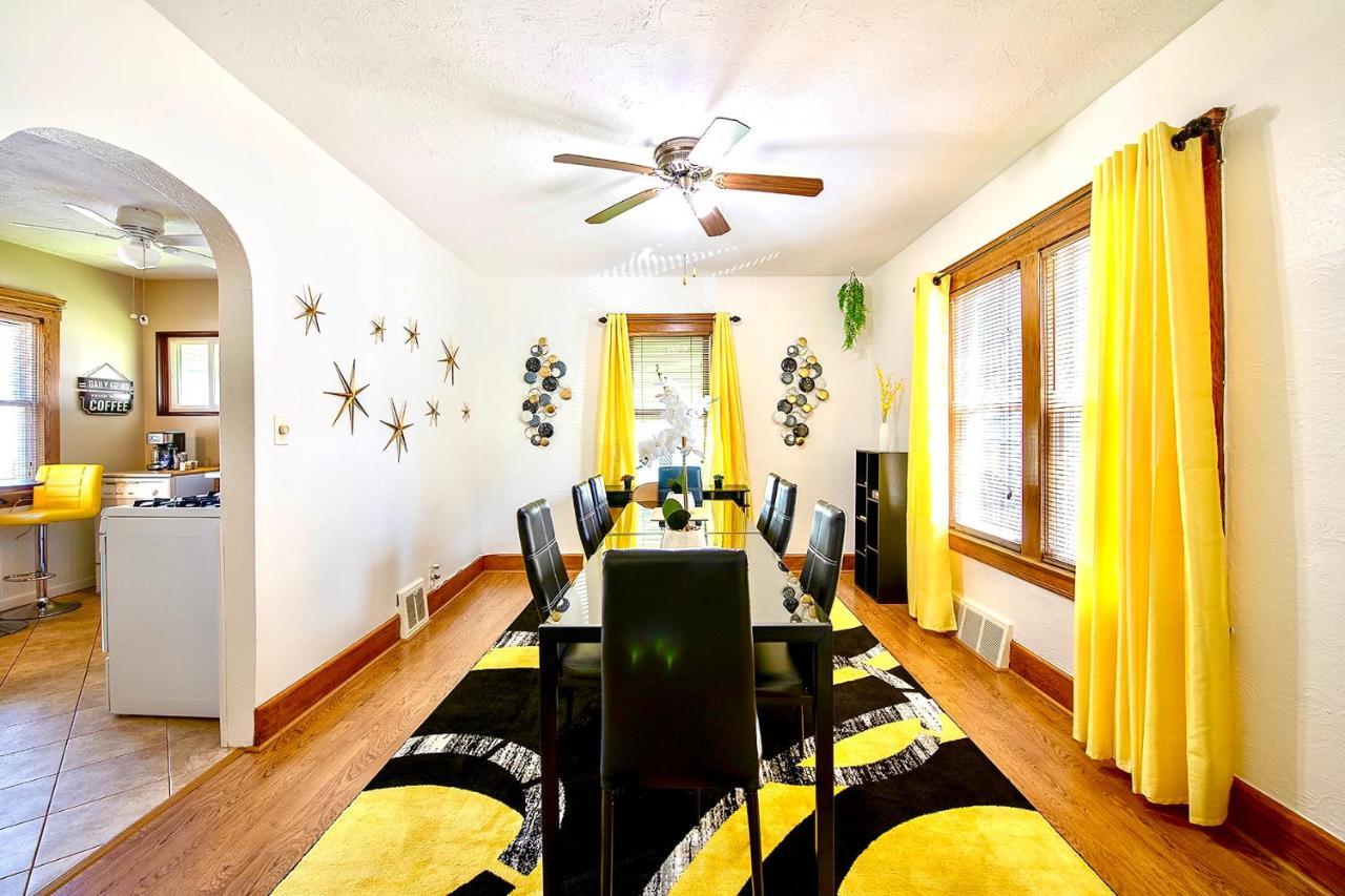 The Amber Retreat - Brooklyn Centre Comfort - Charming Space For Families, Couples & Business Travelers Near Downtown - With 300Mb Wifi, Parking & Self Check-In Кливланд Екстериор снимка